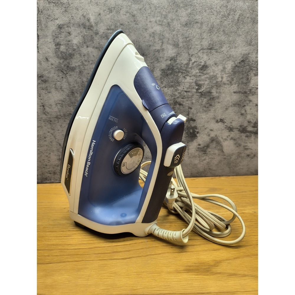 HAMILTON BEACH FULL-SIZE DURATHON IRON MODEL 19800,‎ WHITE